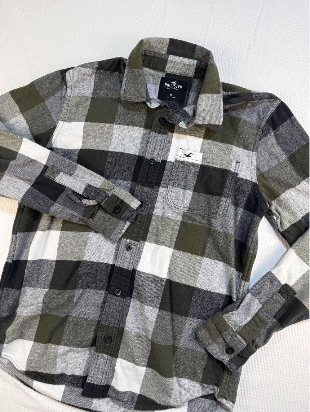 Hollister Mens M Green Black Buffalo Plaid Flannel Shirt Button Up Grunge